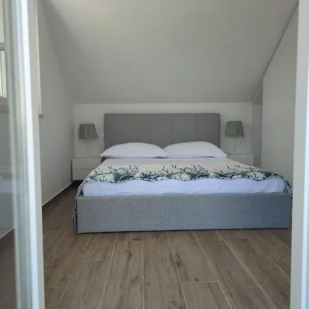 Holiday home Emerald Hideway Pool *
