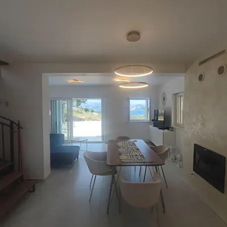 Emerald Hideway Pool Holiday home *