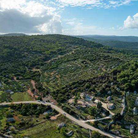 Holiday home Emerald Hideway Pool Povlja (Brac)