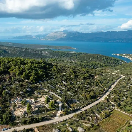 Emerald Hideway Pool * Povlja (Brac)